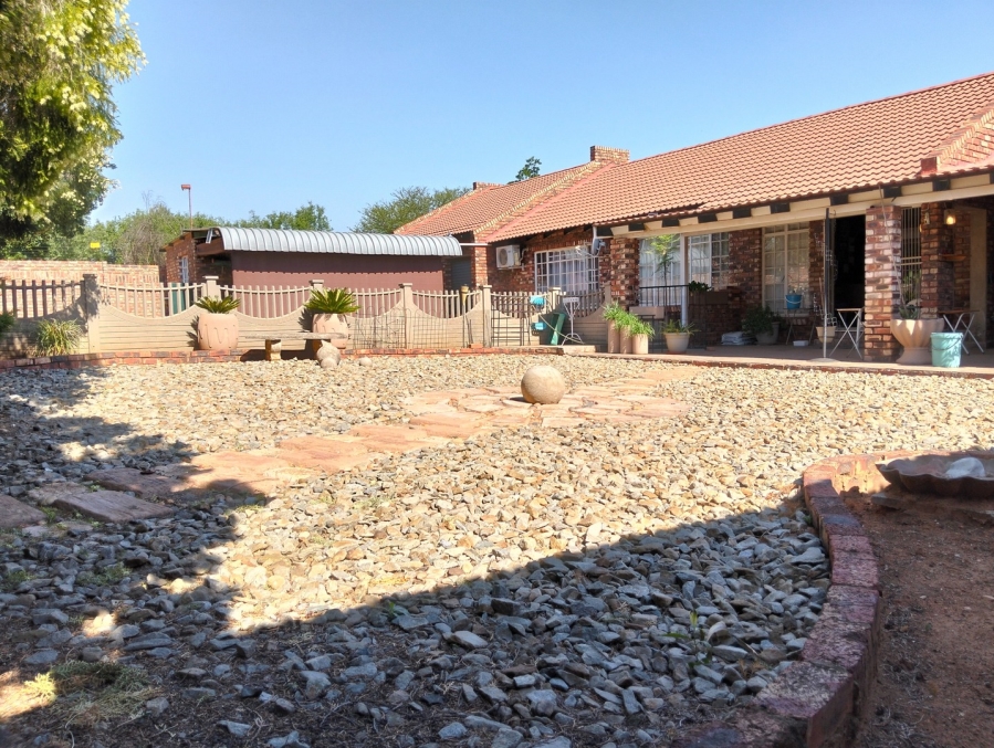 3 Bedroom Property for Sale in Orkney Park North West